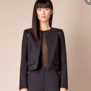 Judith & Charles short black blazer size 6